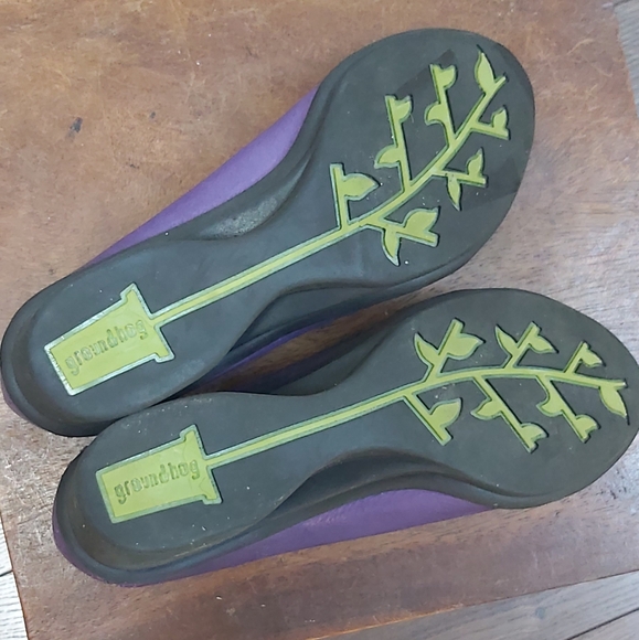Groundhog purple wedge slip-ons - Picture 7 of 8